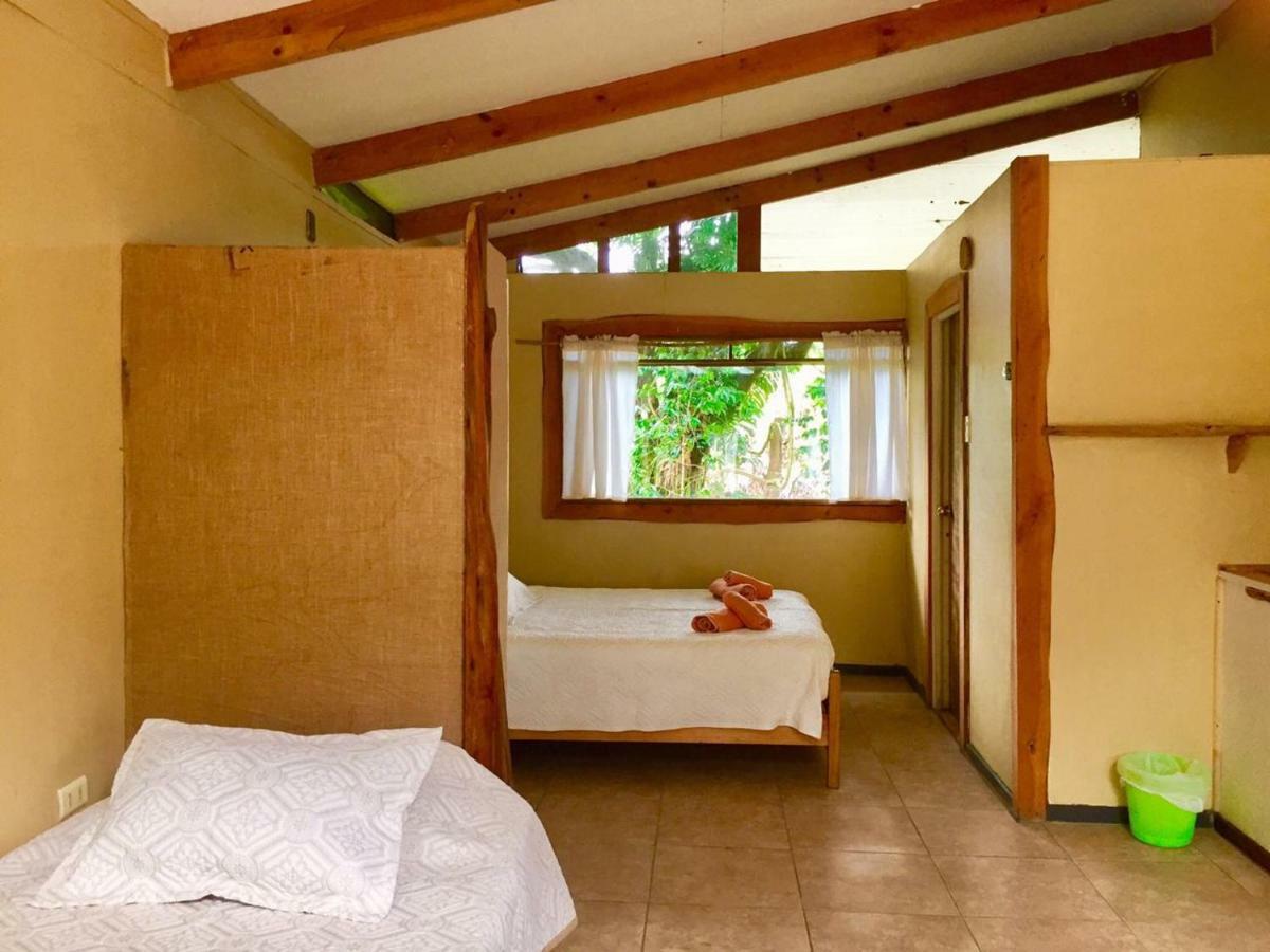Cabanas Moenga Hanga Roa Exterior foto